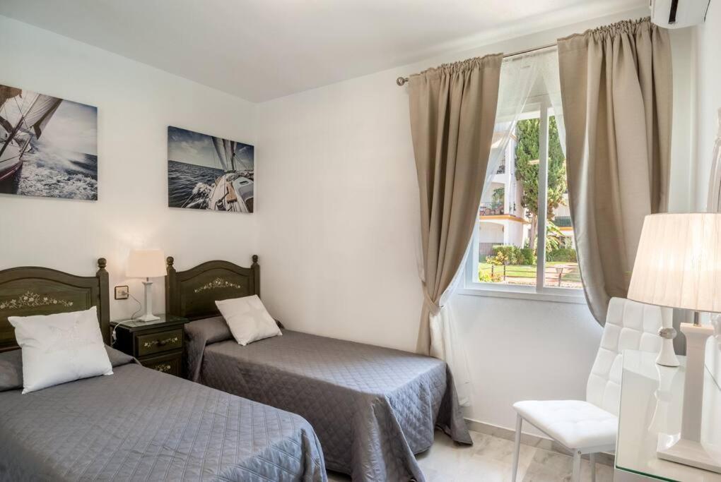 Apartamento Con Piscina Cerca Del Golf En Atalaya - Atalaya Del Golf 31 Estepona Eksteriør billede
